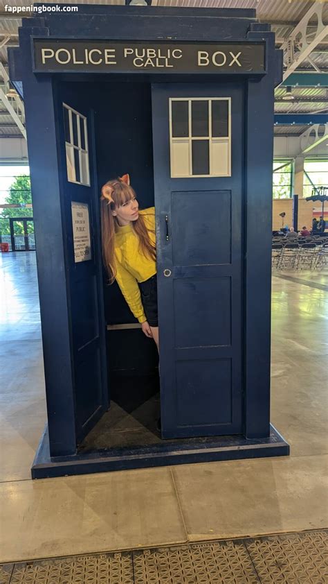 Bat Maisie Maisiebear Nude Onlyfans Leaks Fappening Fappeningbook