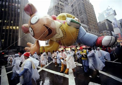 Macys Thanksgiving Day Parade Through The Years Photos Abc News