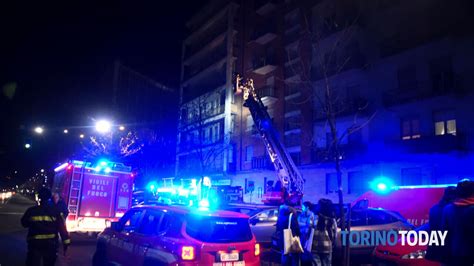 Incendio Di Un Appartamento In Un Palazzo Di Corso San Maurizio A