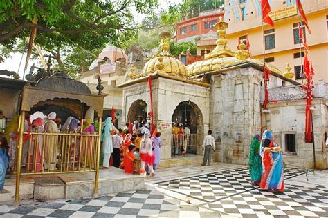 Offbeat Places Homestays Jawalamukhi Temple Places To Visit Kangra