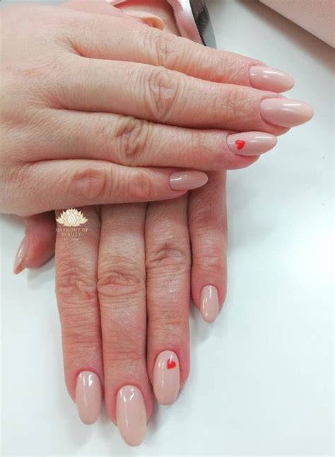 Delikatne Nude Paznokcie Na Walentynki Manicure Nails Beauty