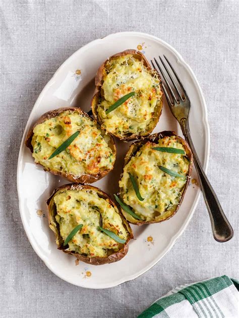 Fyldte Kartofler Med Creme Fraiche Og Krydderurter