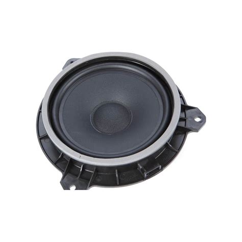 Focal IS TOY 165 at Onlinecarstereo.com