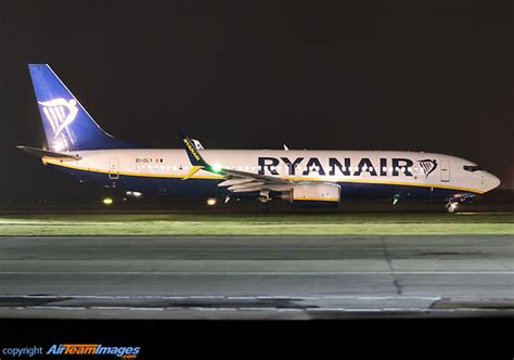 Boeing 737 8AS Ryanair EI DLY AirTeamImages