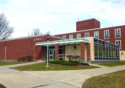 Suny Oneonta Honors Major Donor With Building Name