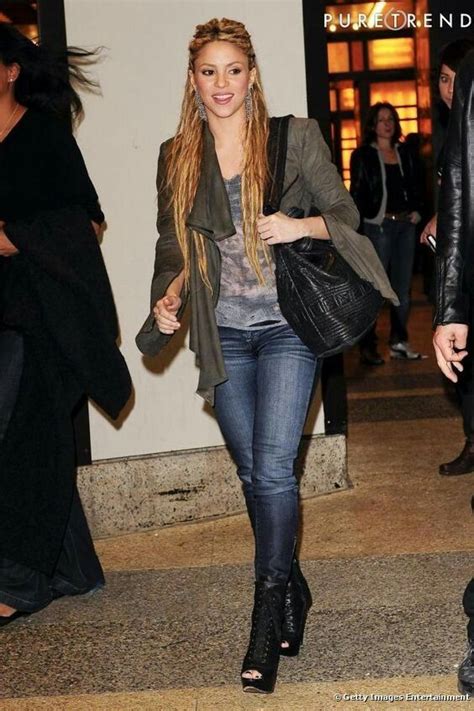 Shakira Outfits, Shakira Style, Casual Style, Casual Outfits, Girl ...