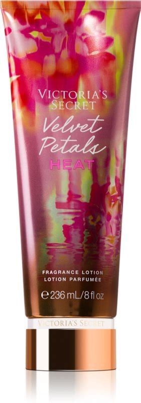 Victoria S Secret Velvet Petals Heat Lait Corporel Pour Femme Notino Be