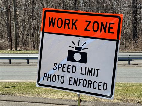 A look at CT's guidance for municipal speed, red light camera use