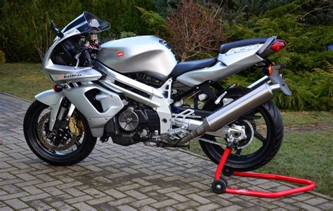 Aprilia SL 1000 Falco 2001 24 000 км В НАЛИЧИИ