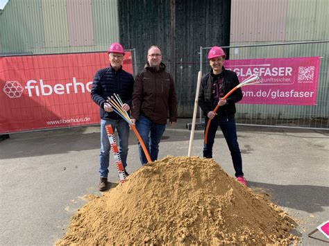 Spatenstich F R Den Glasfaserausbau In Gem Nden Wohra Glasfaserplus