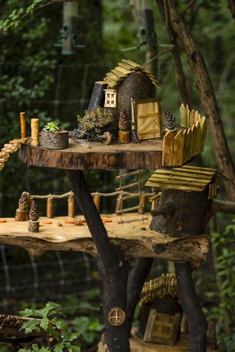 Megnyílt az ország első K&H állatbarát ligetek mókusjátszótere