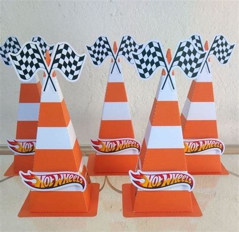 Pin de leticia de andrade soares em exame Festa hot wheels Aniversario Decoração de festa