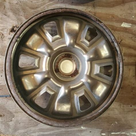 Pontiac Pmd Firebird Tempest Spinner Hubcap Wheel Cover Oem