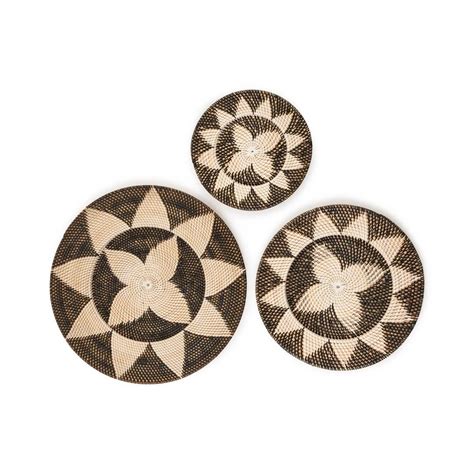 Brown And Cream Rattan Wall Decor Bagus