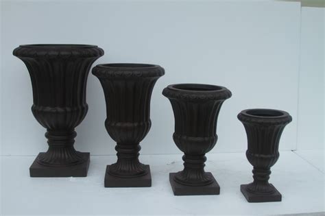 Inorganic Fiberglass Urn Planters For Entry