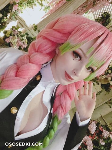 Lady Melamori Mitsuri Kanroji Kimetsu No Yaiba Naked Cosplay Asian