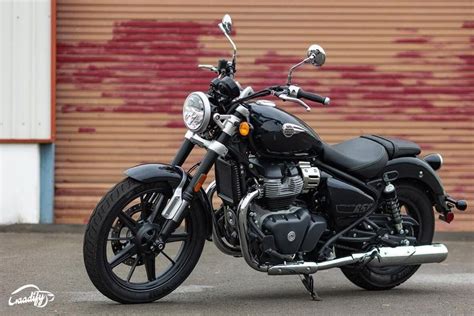 Royal Enfield Super Meteor Accessories Kit Revealed