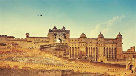 Rajasthan Forts and Palaces ( Regal Charm of Rajasthan Forts and ...