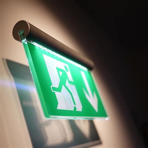 EN7010 FE LED Signslot - Illuminated Wall/Ceiling Mounted Fire Exit Sign | Signbox