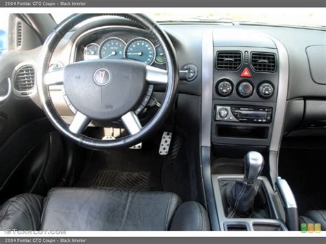 Black Interior Dashboard for the 2004 Pontiac GTO Coupe #60623780 ...