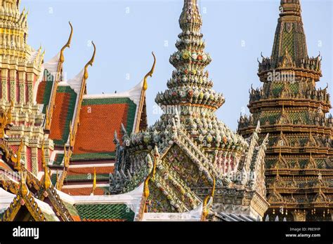 WAT PHRA KAEO, ROYAL PALACE, BANGKOK, THAILAND, ASIA Stock Photo - Alamy