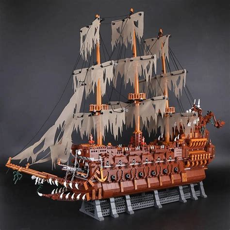 The Pirates Of The Caribbean Flying Dutchman Assembled Model Building