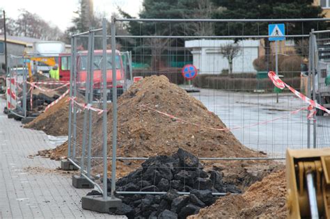 Uwaga trwają prace na ul Paderewskiego i Wojska Polskiego Inwestycje