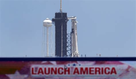 Spacex Lance Des Astronautes De La Nasa En Orbite Pour Une Mission