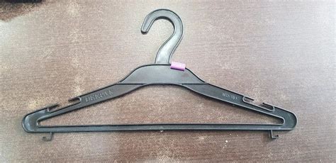 Benzer Baby Plastic Hanger Black For Cloth Hanging At Rs 40 In Mumbai