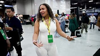 Follamos En El Estacionamiento Vlog De Exxxotica Nj Xvideos