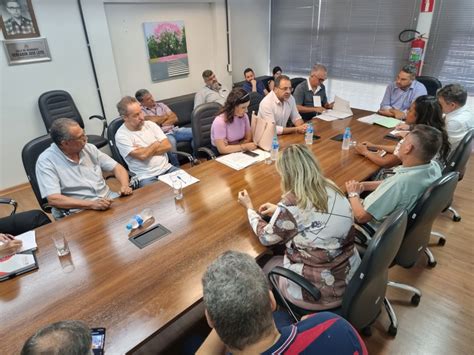 Câmara recebe sindicatos e Prudenco para discutir projeto de lei