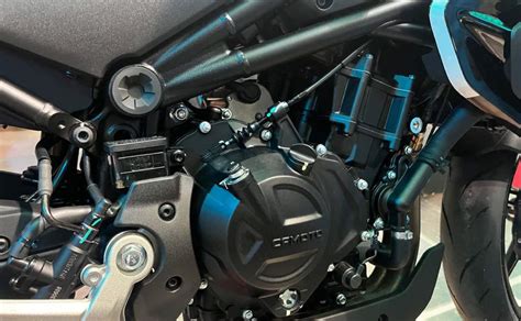 CFMoto 450NK Potencia Y Estilo En La Nueva Naked Deportiva