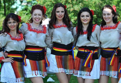 Romanian Girls These Traditional Folk Dancers Were Quite H Flickr