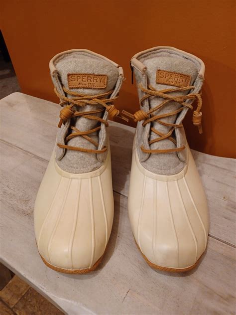 Womens Sperry Saltwater Serpent Ivory Duck Boots Gem