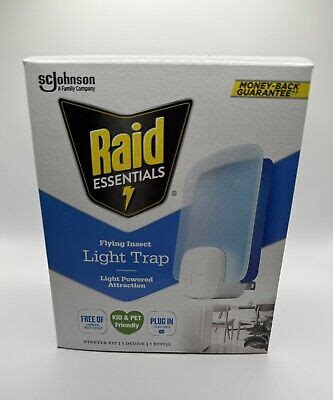 Raid Essentials Flying Insect Light Trap Starter Kit Device