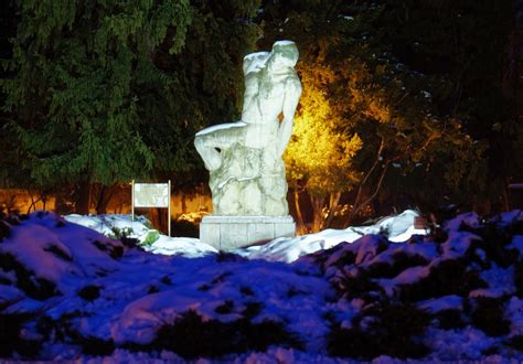 Monument Lighting 3 Tips For Statue And Monument Led Lighting Fixtures