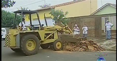 G Projeto Cidade Limpa Come A A Percorrer As Ruas De C Ndido Mota