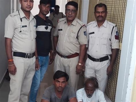 Jiran Police Arrested Two Accused From Rajasthan 40 Kg Sandalwood