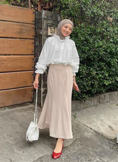 Beragam Ootd Nongkrong Hijab Yang Bisa Anda Contoh Off