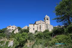 viens village   luberon vaucluse provence web france