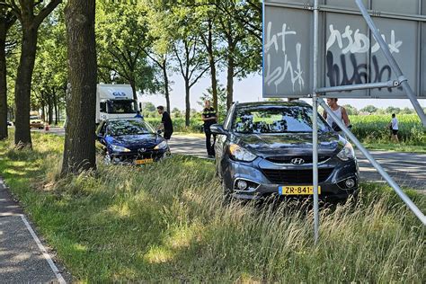 Vier Voertuigen Betrokken Bij Kettingbotsing Op De N224 In Ede