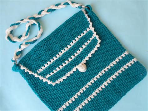 Crochet Shoulder Bag | AllFreeCrochet.com