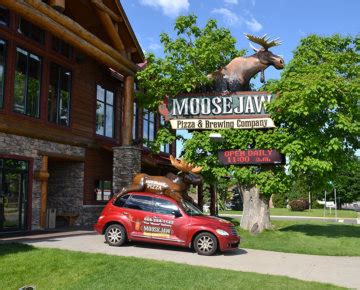 Moosejaw Pizza & Dells Brewing Co., Wisconsin Dells, WI