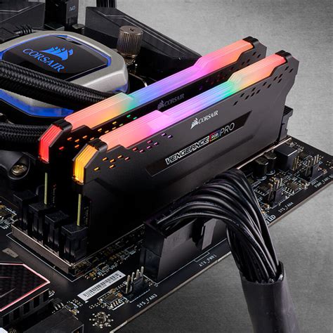 Memoria Corsair Vengeance Rgb Pro 16gb Ddr4 3200mhz Cl16 Xmp Rgb Kit 2x8gb Negro Deffo