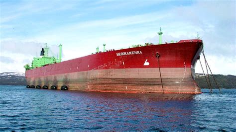 une flotte fantome larme russe pour contourner les sanctions