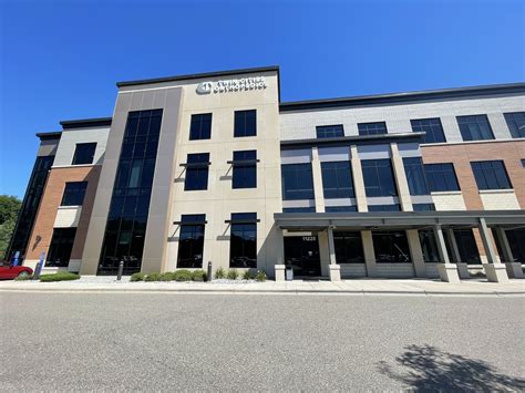 TWIN CITIES ORTHOPEDICS WITH URGENT CARE BLAINE - Blaine MN - Hours