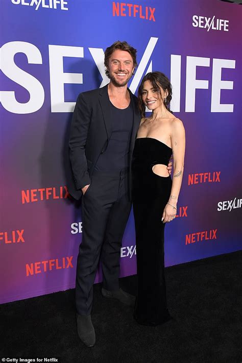 Sex Life Co Stars Adam Demos And Sarah Shahi Split After Five Years Daily Mail Online
