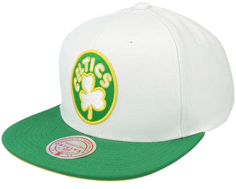 Boston Celtics Core Basic White/Green Snapback - Mitchell & Ness Cap ...