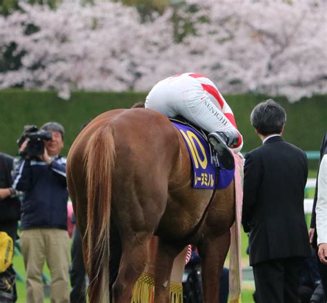 惜敗続きに終止符。涙なしでは語れない、レーヌミノルが制した2017年の桜花賞を振り返る。 ウマフリ 競馬コラム＆ニュース