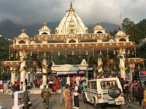 Watch Live Mata Vaishno Devi Shrine Board To Showcase Live Aarti To